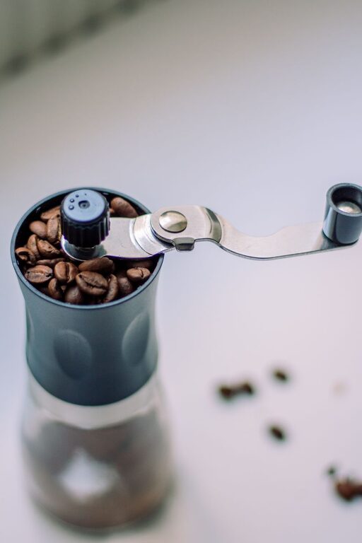 Essential Tools for a Small Kitchen: Maximize Your Space and Efficiency